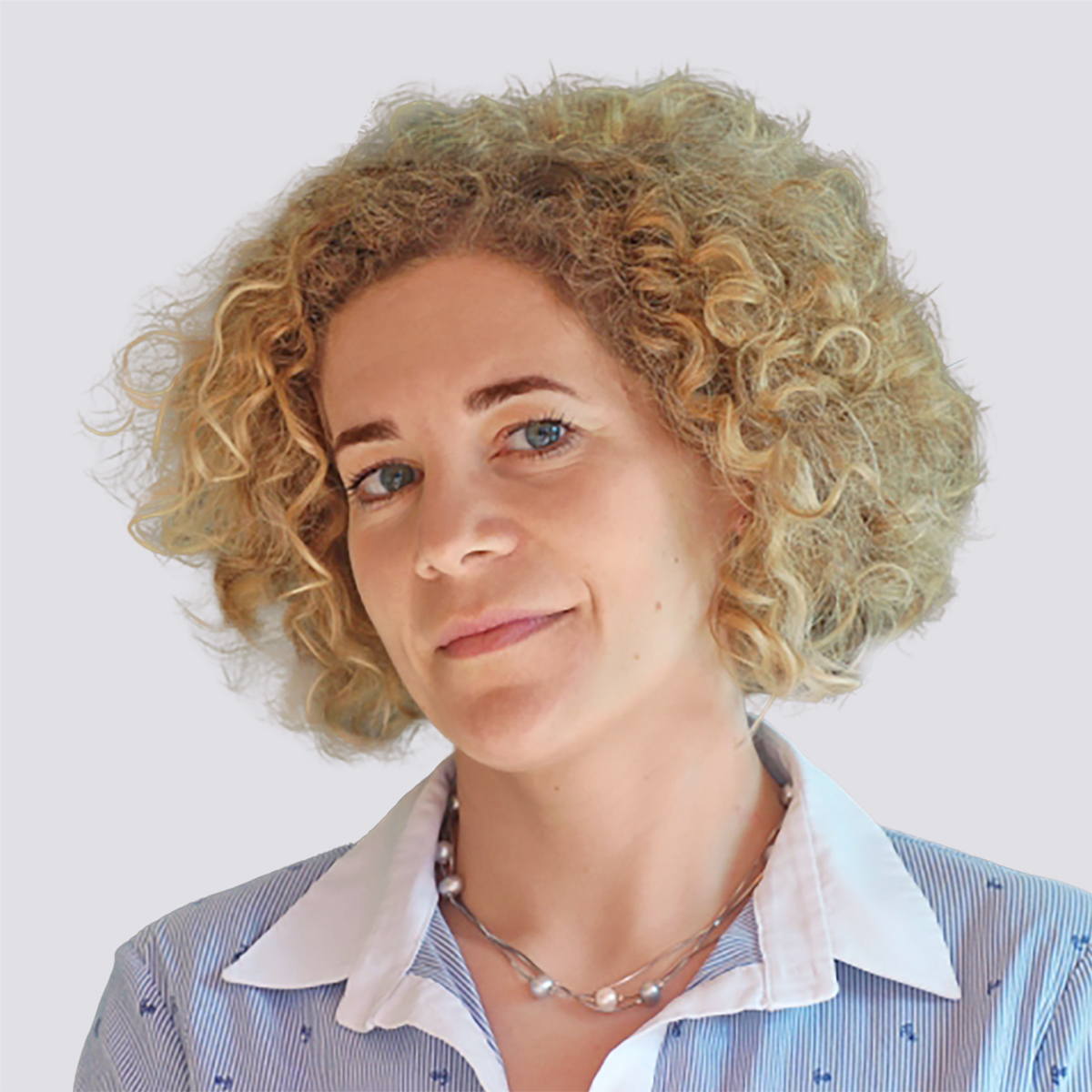 Dr. Perjés Zsofia